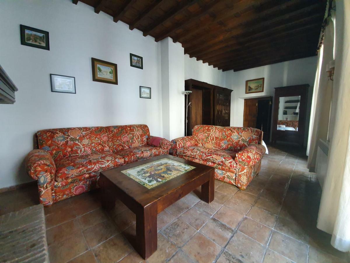 Casa Del Aljarife Gasthuis